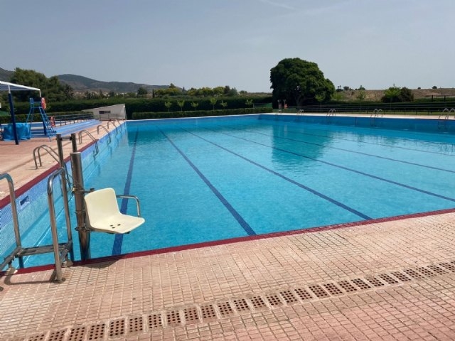 La Concejalía de Deportes cierra por motivos del tratamiento de desinfección las piscinas del Polideportivo Municipal “6 de Diciembre” y la piscina pequeña del Complejo Deportivo “Valle Guadalentín”