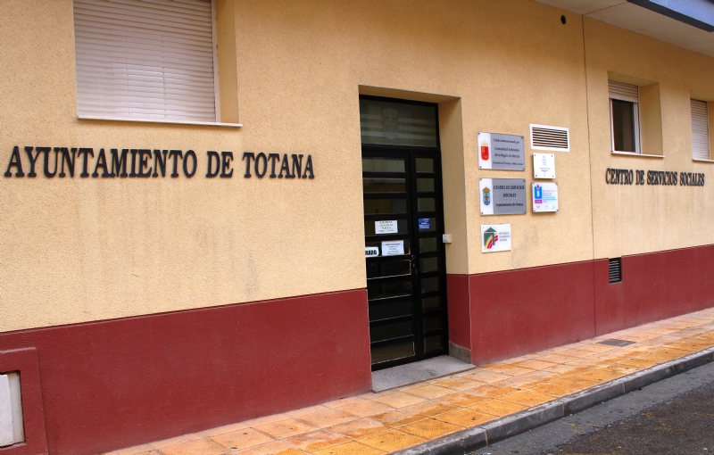 Acuerdan suscribir convenios de colaboración con un total de 13 asociaciones que operan en el ámbito sociosanitario en el municipio de Totana durante el año 2026